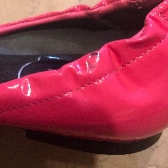 Roger Vivier Chips Ballerina Flats, Fuschia - Picture 3 of 7